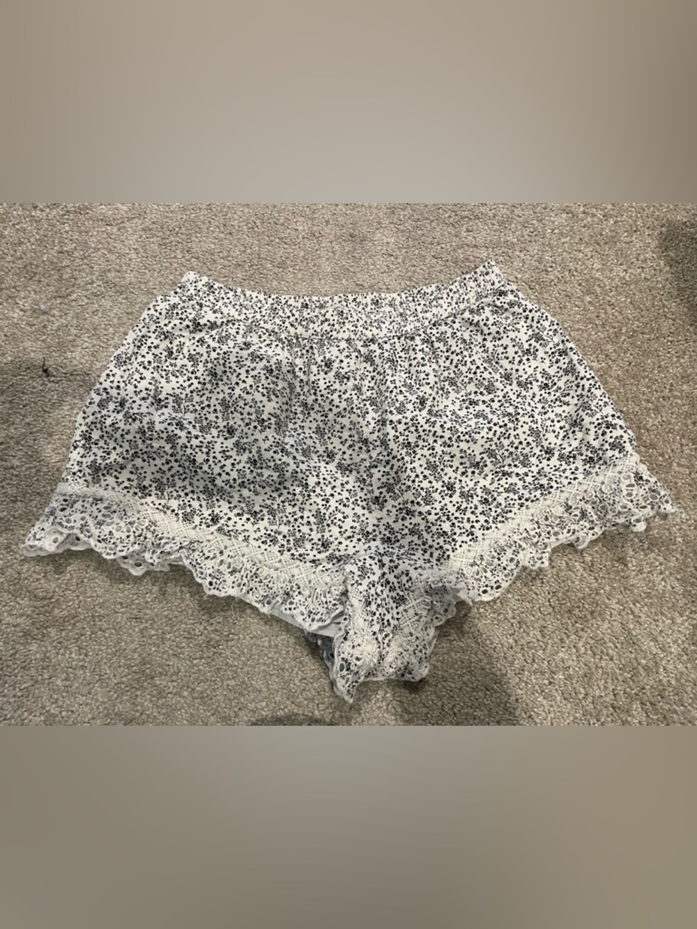 American Eagle Outfitters White and Black Floral Lace-Trim Shorts